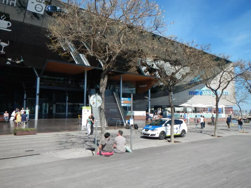 barcelona shopping center